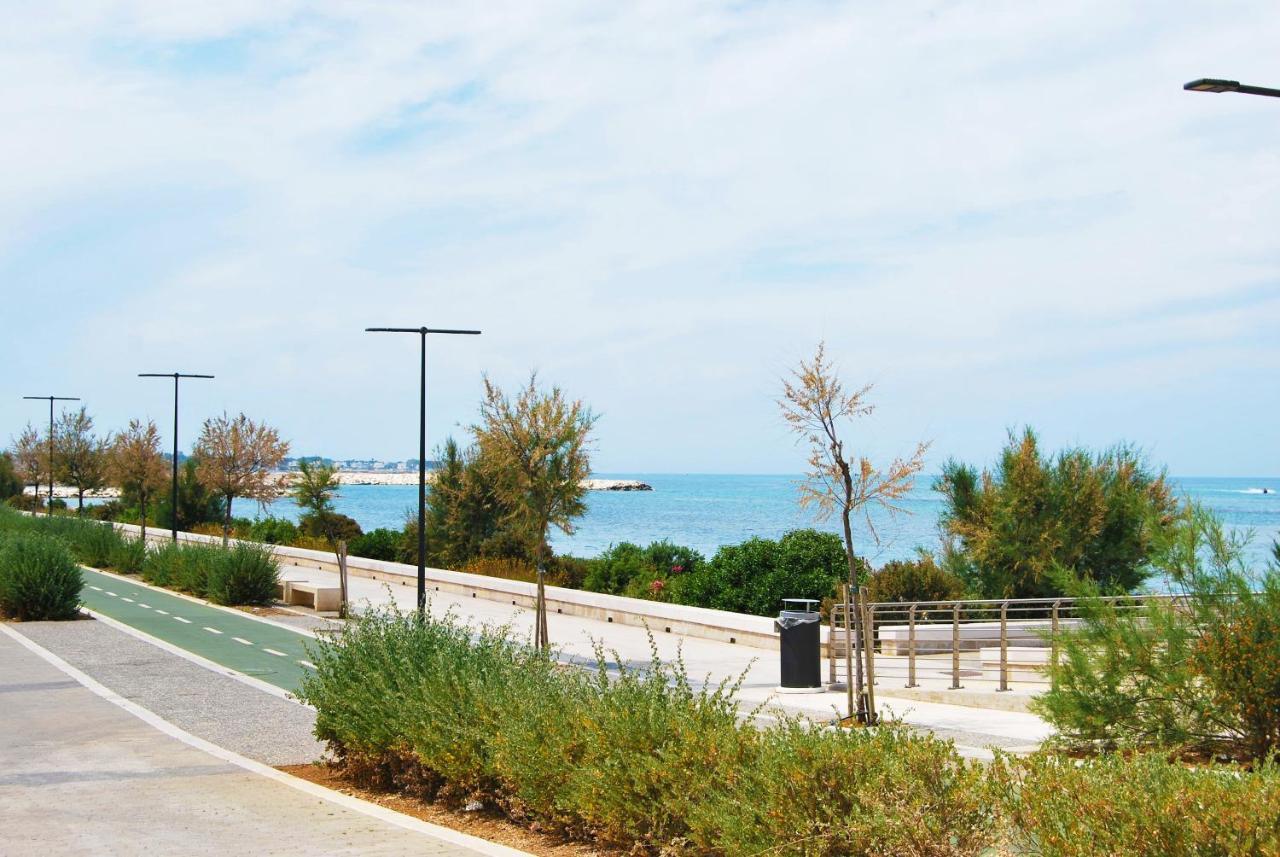 Sunny Beach Μπάρι Εξωτερικό φωτογραφία
